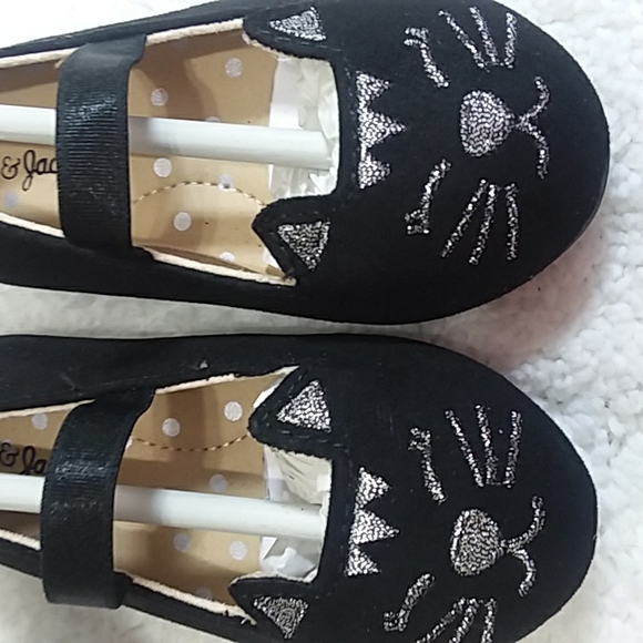 Cat & Jack Cat Face Shoes - Picture 2 of 5